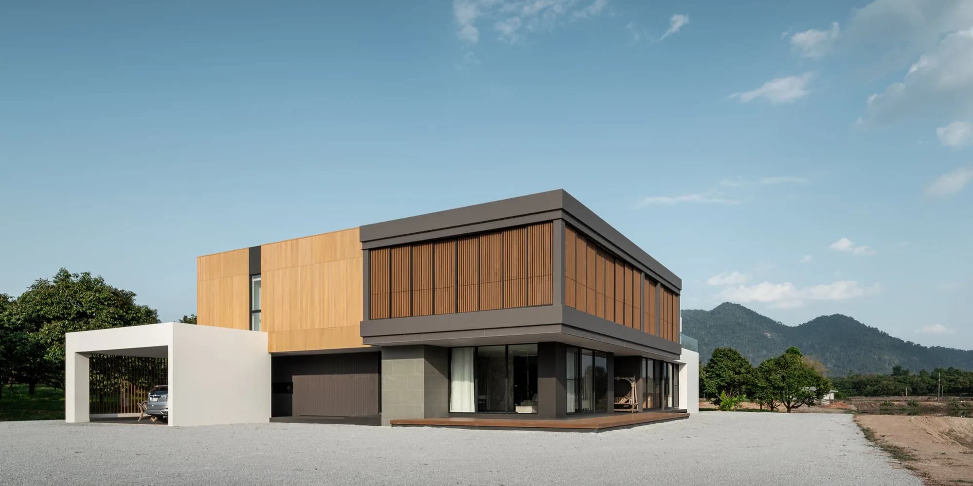MODERN RESIDENCE
